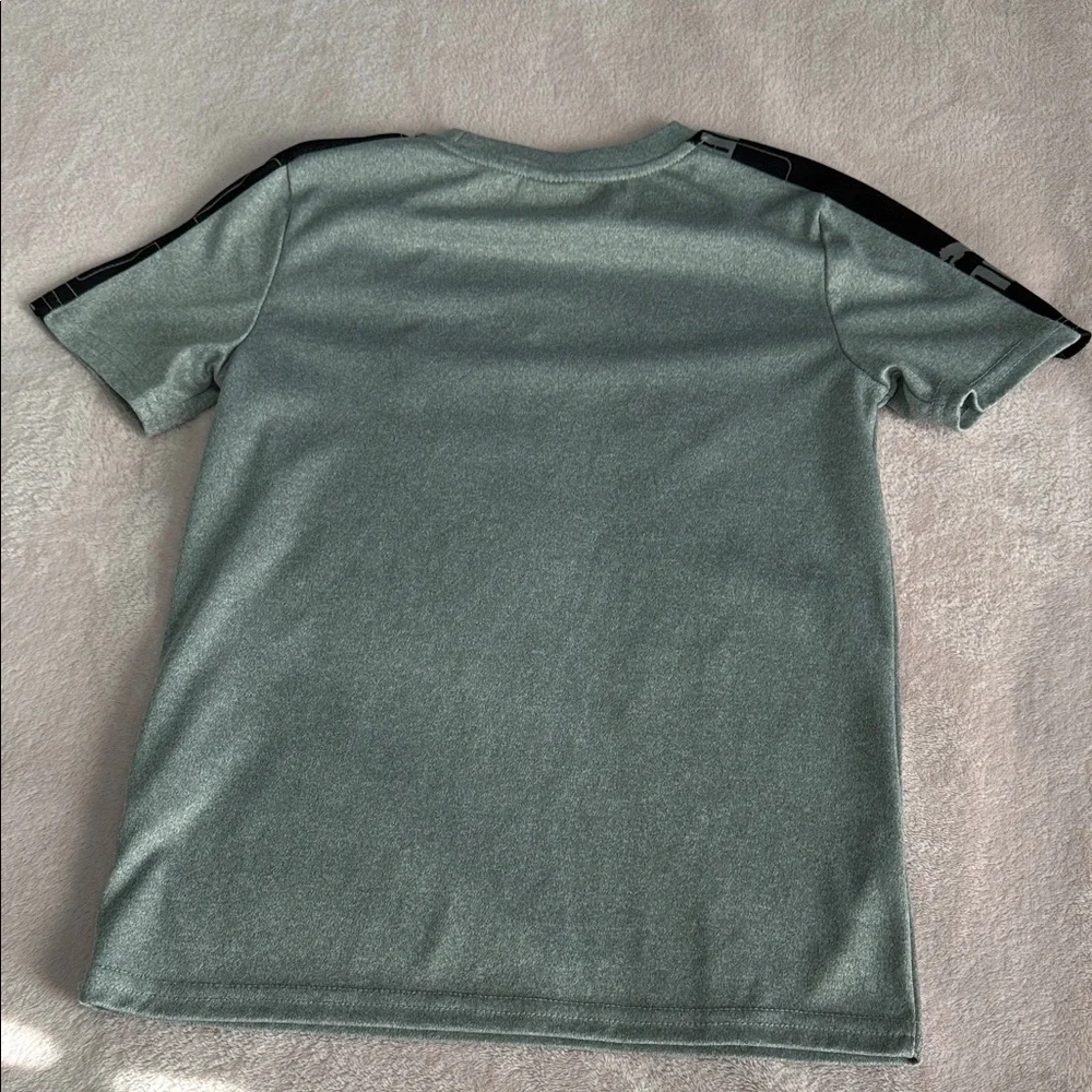 Puma Heather Gray Tee with Black Logo Boys 7